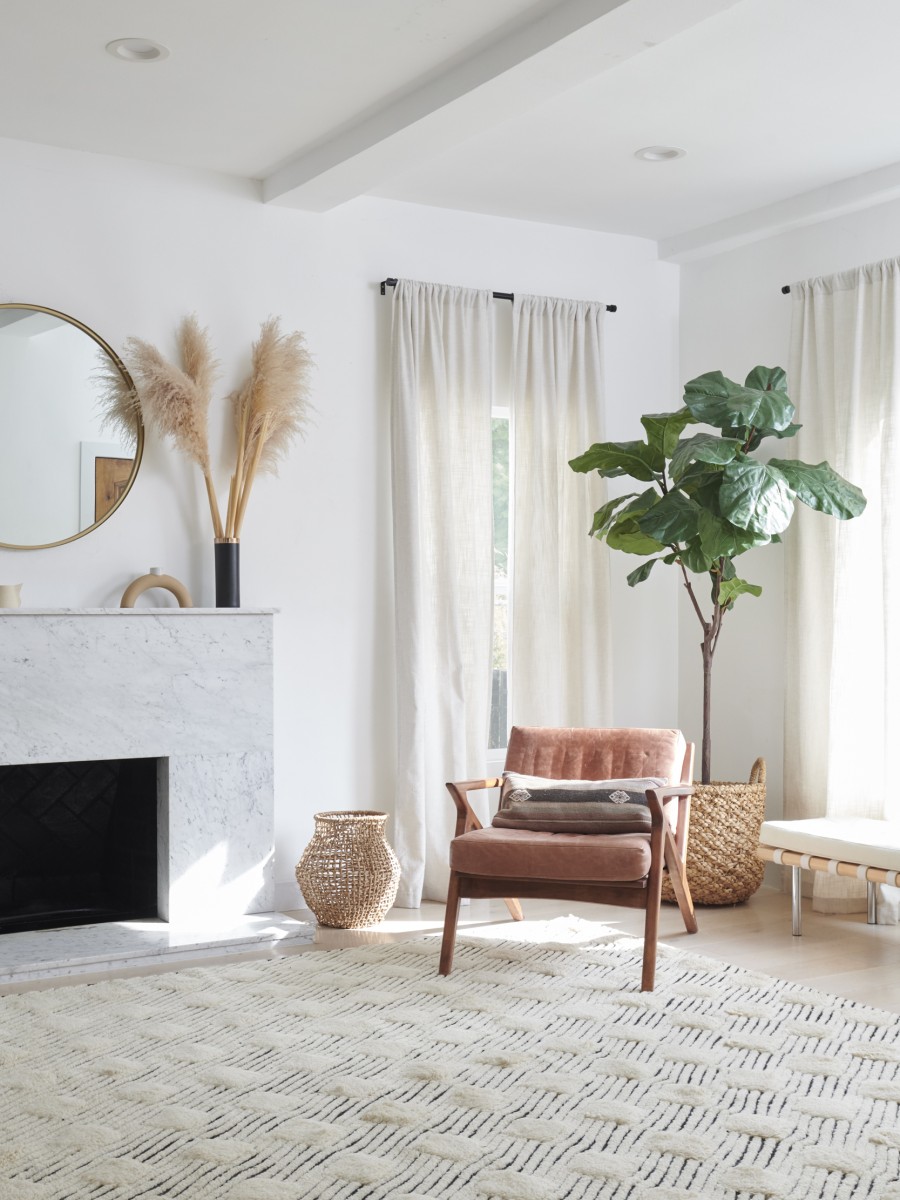 Black and White Textural Rug in Living Room